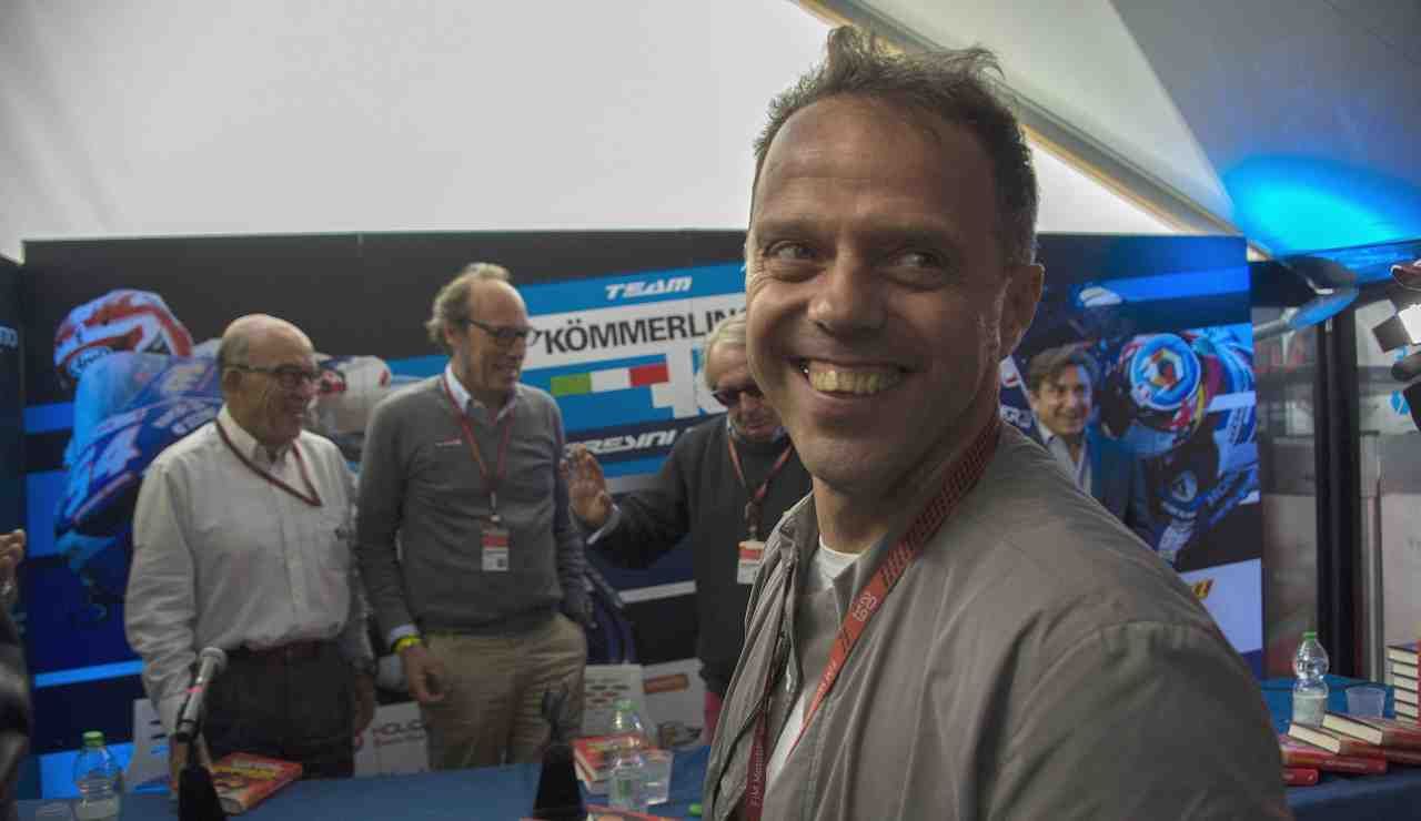 Loris Capirossi e la Vespa "illegale" "Per fermarla ci vuole un muro