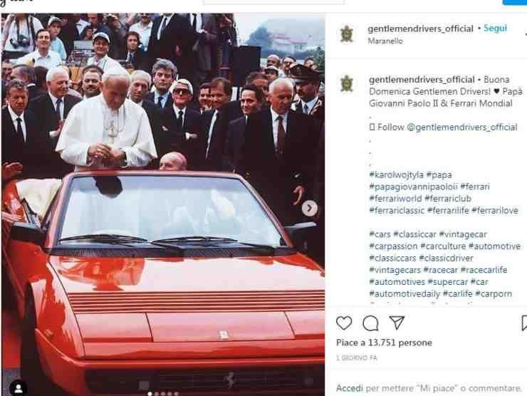 Papa Giovanni Paolo II e la Ferrari Mondial