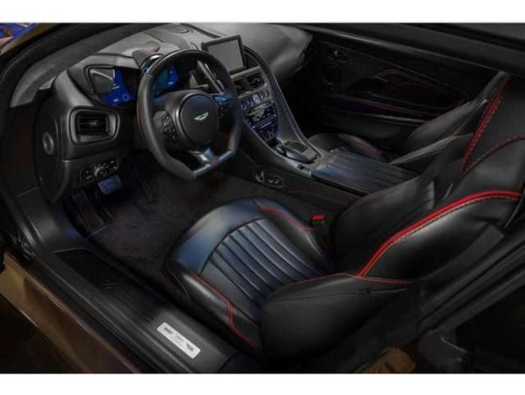 Aston Martin DBS Bond Edition (AutoScout 24) interni
