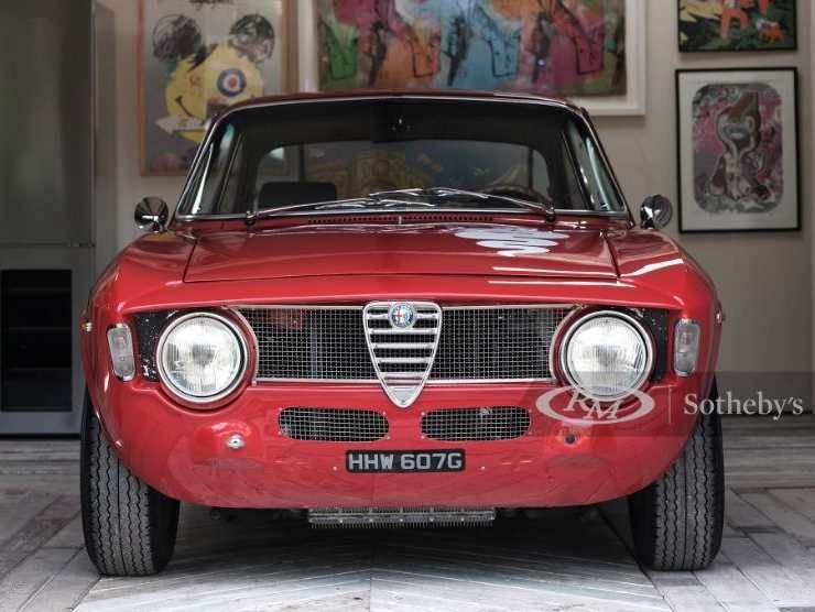 Alfa Romeo Giulia GTA 1300 Junior (RM Sotheby's) 3