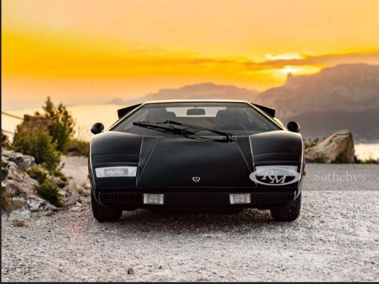 Lamborghini Countach LP400 'Periscopio' (RM Sotheby's) 2