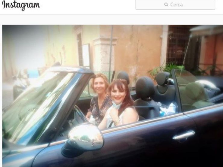 Lorena Bianchetti Mini Cooper Cabrio (Instagram)