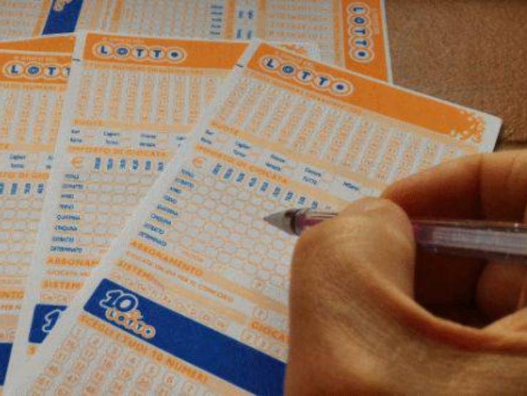 Estrazioni del Lotto e del SuperEnalotto (web source)