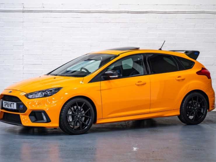 Ford Focus RS (Collecting Cars)