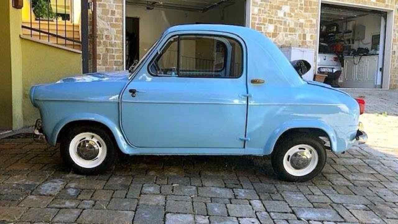 Have You Ever Seen A 4 Wheeled Piaggio Vespa It S Late Now But It S Worth A Look Gamingdeputy Have You Ever Seen A 4 Wheeled Piaggio Vespa It S Late Now But It S Worth A Look Gamingdeputy
