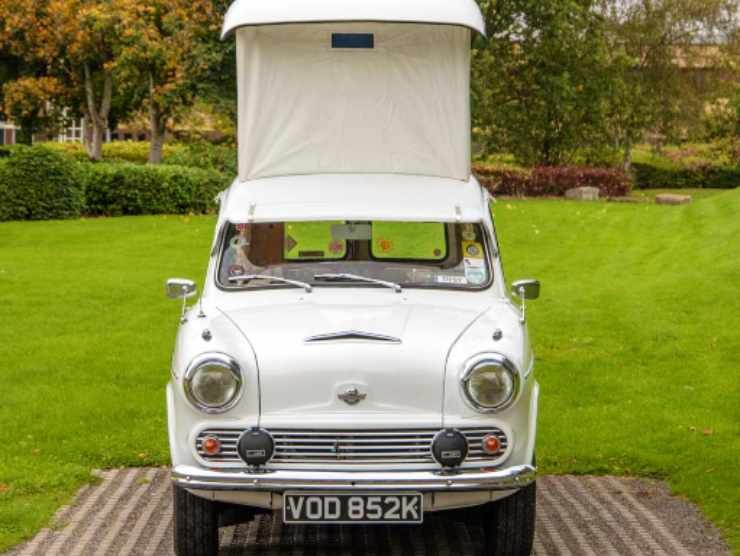 Morris A60 Sun-Tor Camper Van (Car and classic) 2