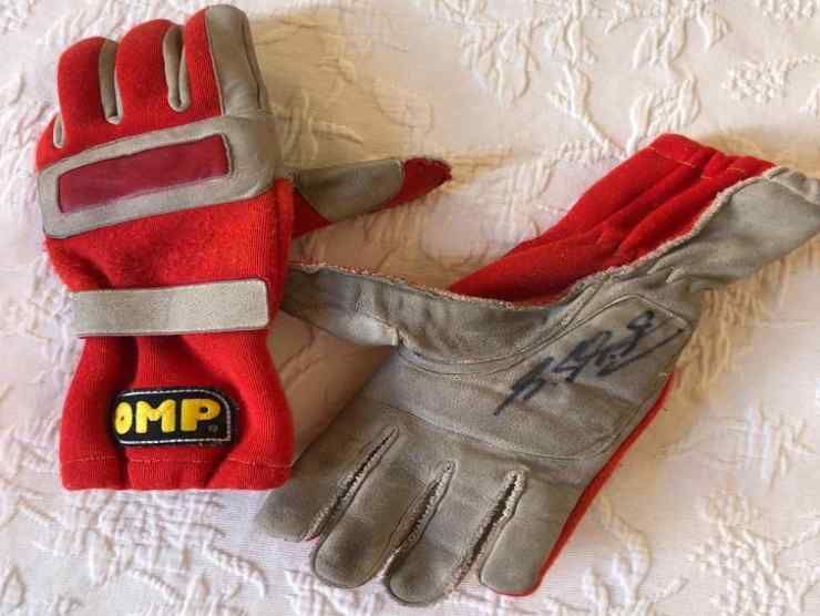 I guanti di Michael Schumacher in vendita (Car & classic)