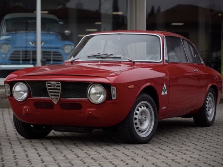 Alfa Romeo GT Catawiki 30_04_2022 Quattromania