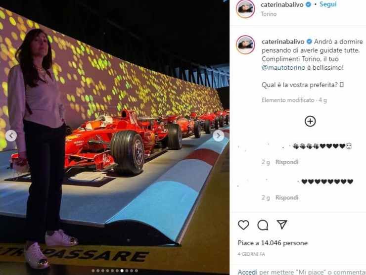 Caterina Balivo con le monoposto Ferrari (Instagram) 19.4.2022 quattromania.it