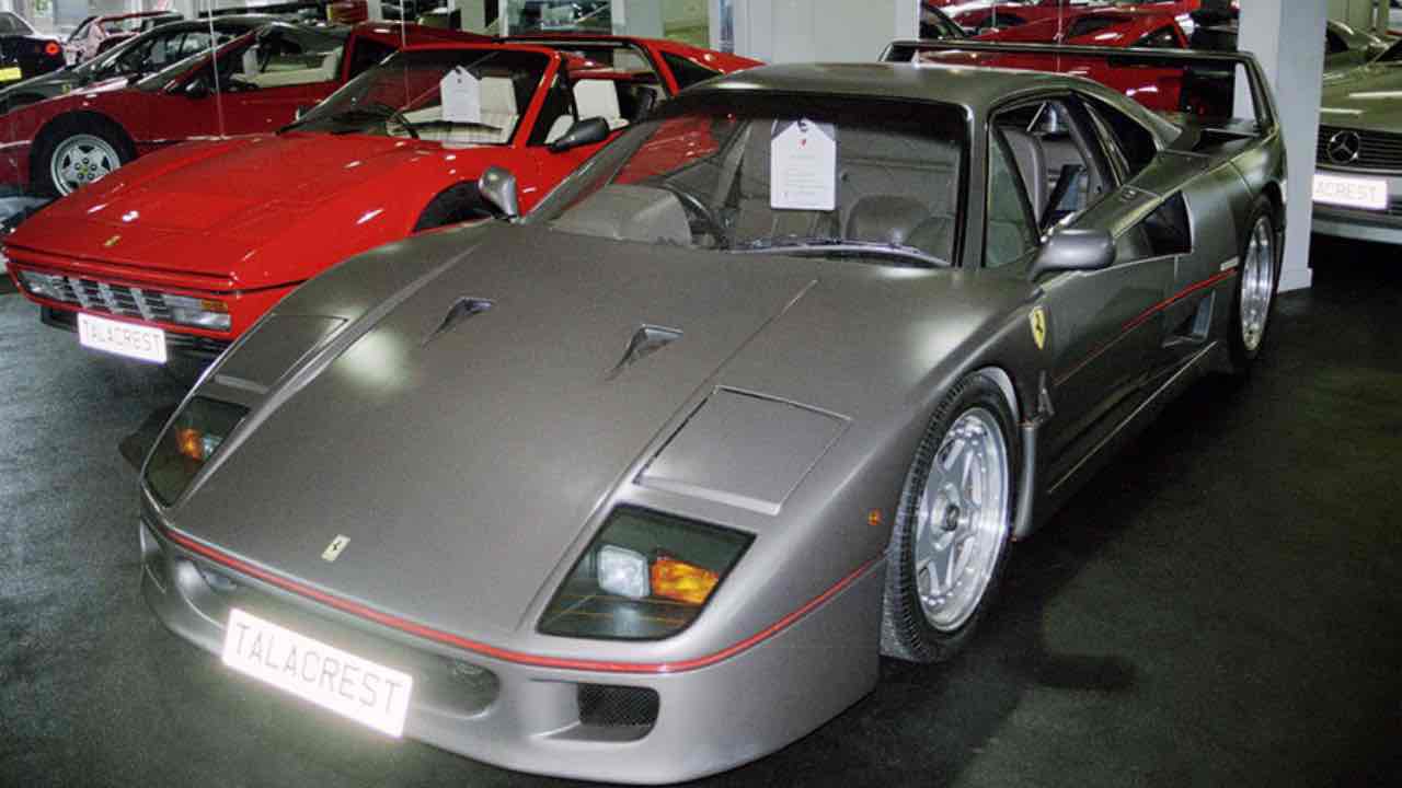 Ferrari F40 coda lunga