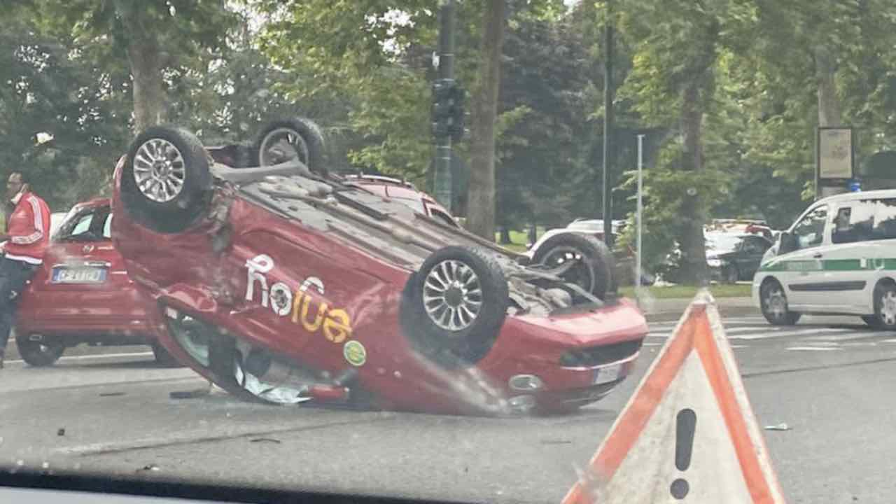 Auto a noleggio e car sharing che succede se fai un incidente? Tutto quello che devi sapere