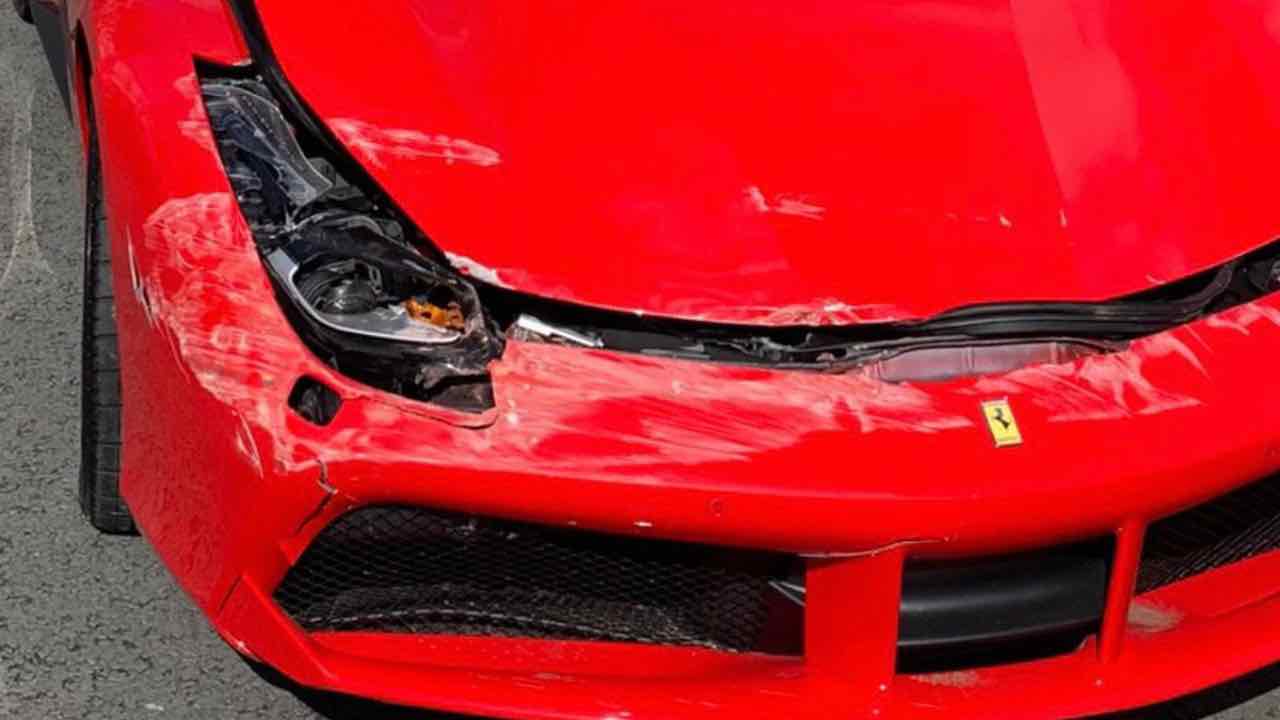 Ferrari incidente
