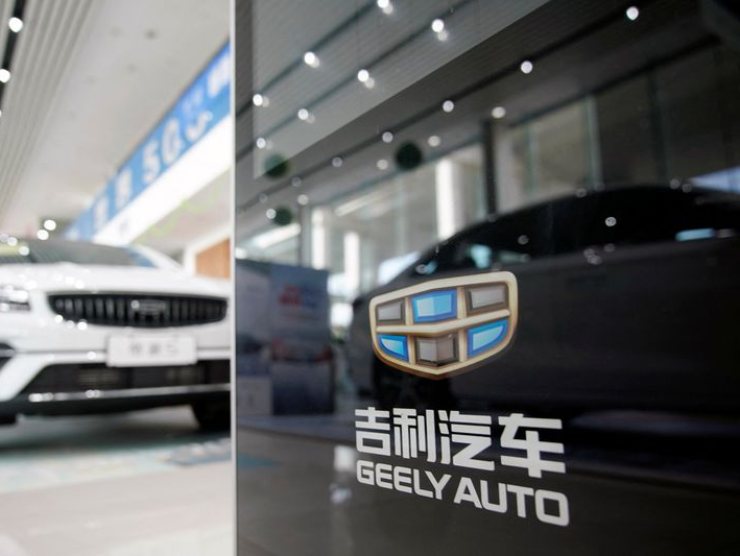 Geely, l'azienda cinese che vuole acquistare il 40% di Renault (Web source) 2 settembre 2022 quattromania.it