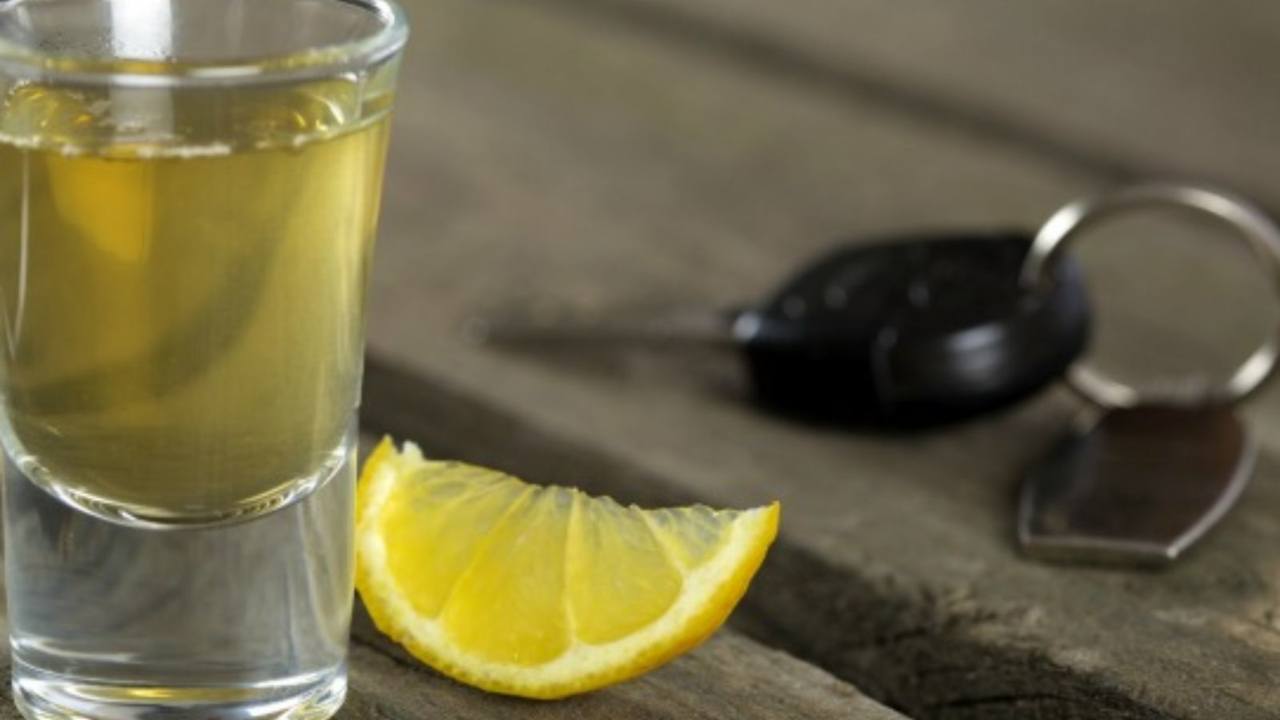 Il succo di limone da prendere in caso di nausea