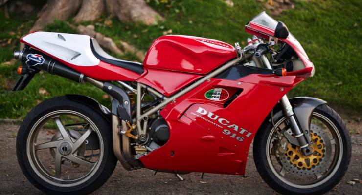 Le caratteristiche della costosissima Ducati 916