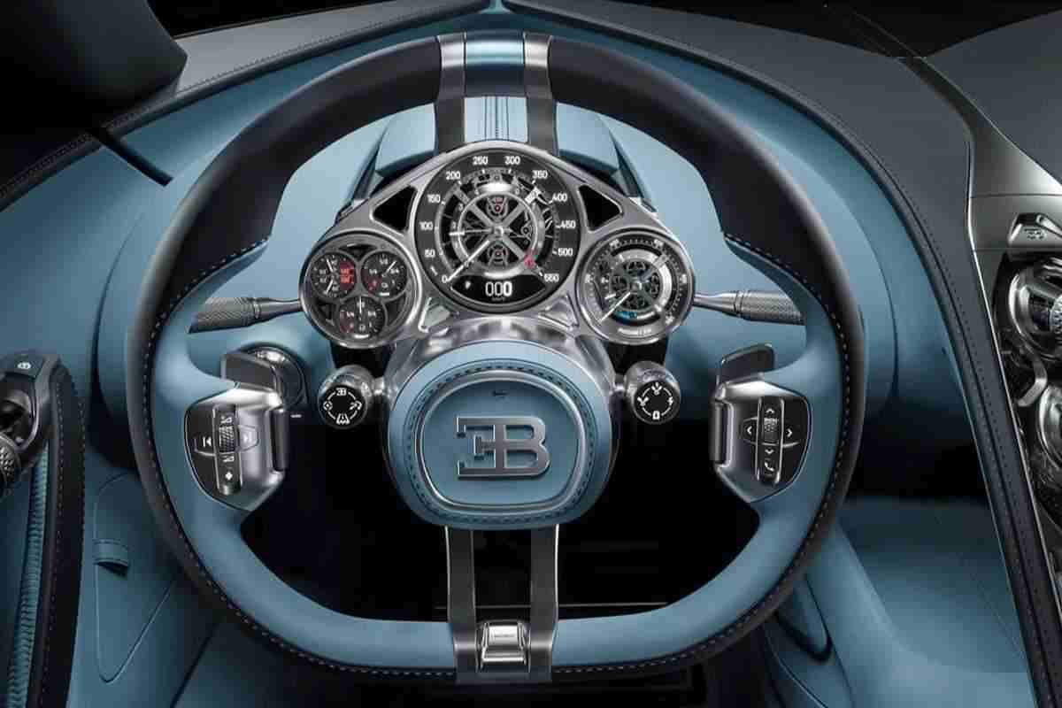 L’abitacolo della Bugatti Tourbillon