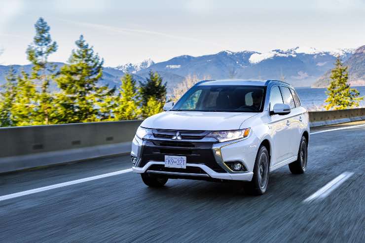 Mitsubishi Outlander problemi di sicurezza