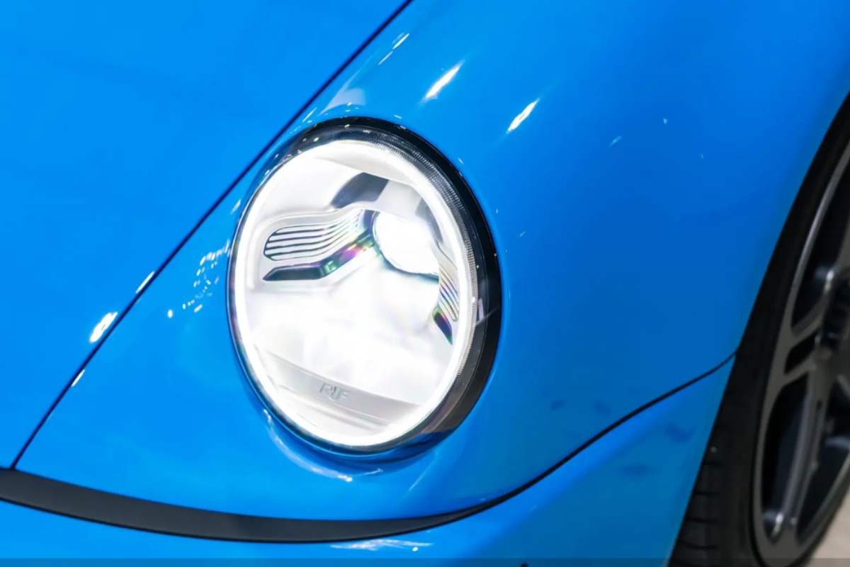 Le auto da corsa hanno tutte un fascino