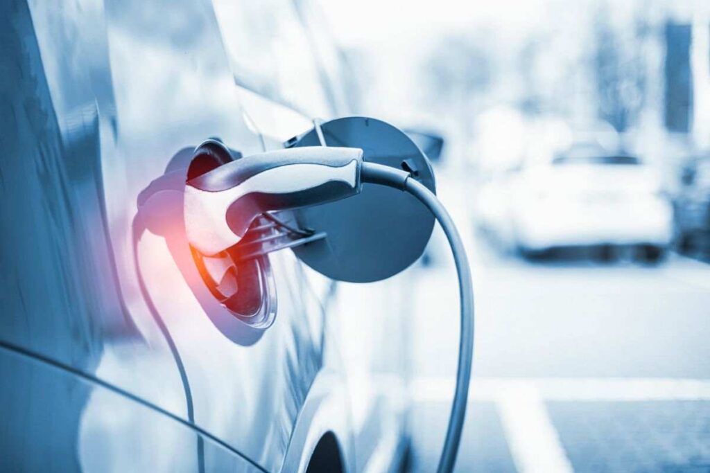 Auto elettriche, quali sono quelle che soddisfano di più i clienti? C'è una sorpresa in vetta