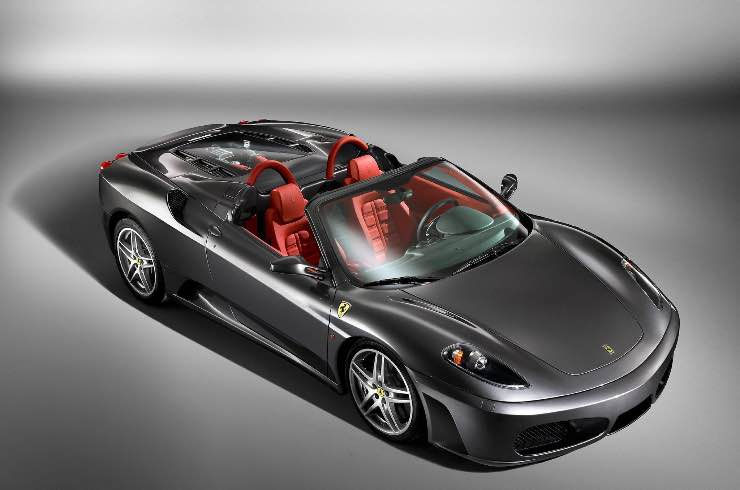 Ferrari F430 Spider compie 20 anni