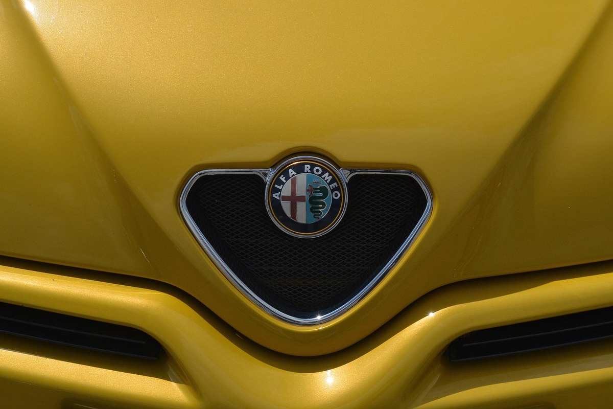 L’Alfa Romeo che doveva spaccare negli Stati Uniti, ma si è rivelata un flop: i motivi del disastro
