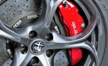 Alfa Romeo, il gioiello che nessuno conosce: design spaziale e cuore da 8C